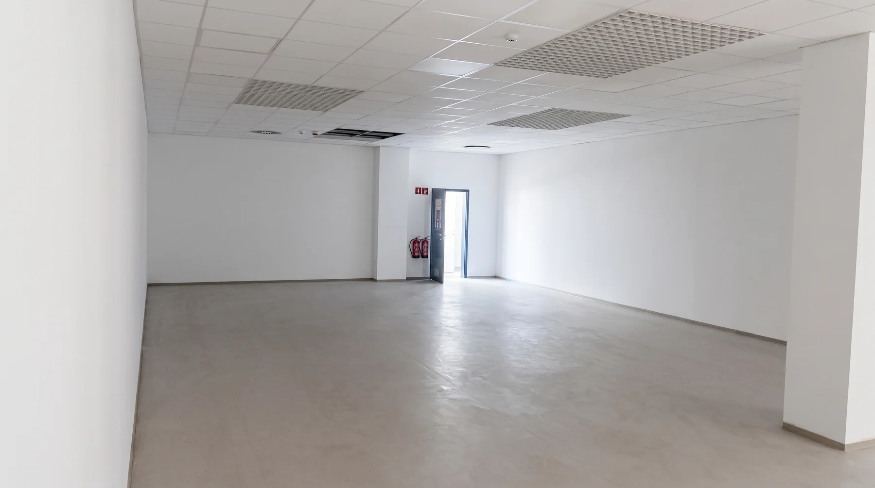 Litija — Enota 11 · Notranjost